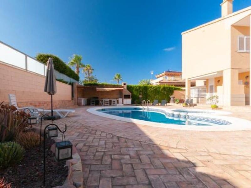 4 soverom Villa til salgs i La Mata - € 1 205 500 (Ref: 9828855)