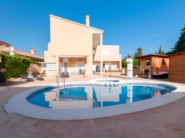 4 soverom Villa til salgs i La Mata, Torrevieja - € 1 205 500 (Ref: 9828855)