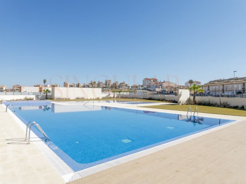 3 Zimmer Apartment zu verkaufen in La Mata mit Pool - 540.000 € (Ref: 9959395)