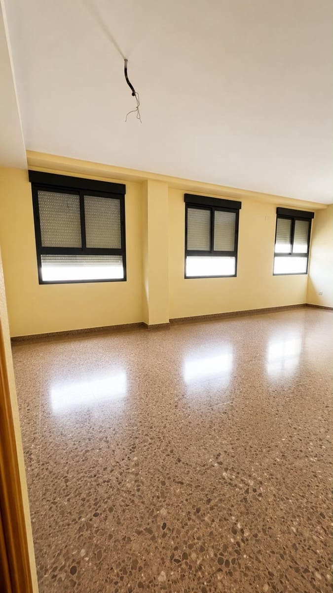3 sovrum Lägenhet till salu i Valencia stad med garage - 340 000 € (Ref: 10081299)