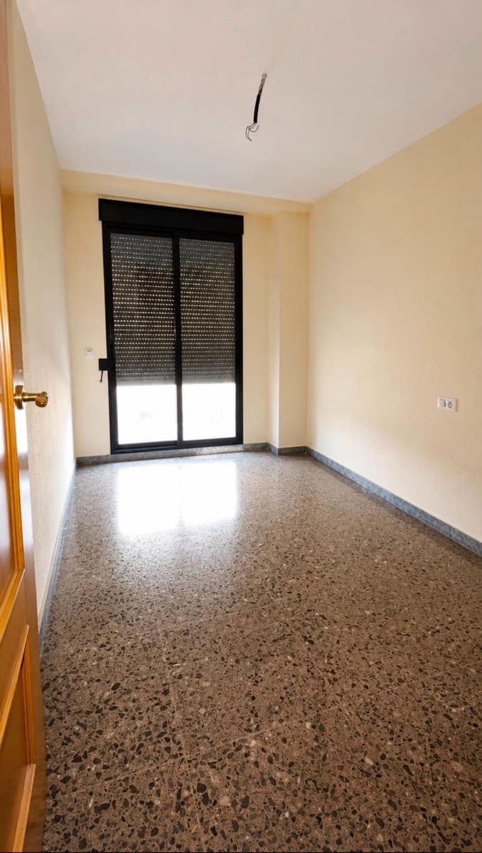 3 sovrum Lägenhet till salu i Valencia stad med garage - 340 000 € (Ref: 10081299)