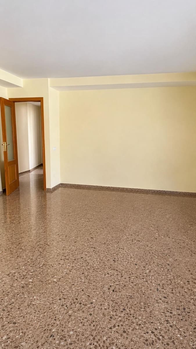 3 sovrum Lägenhet till salu i Valencia stad med garage - 340 000 € (Ref: 10081299)