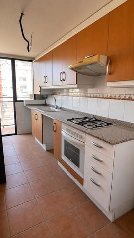 3 sovrum Lägenhet till salu i Benicalap, Valencia stad med garage - 340 000 € (Ref: 10081299)