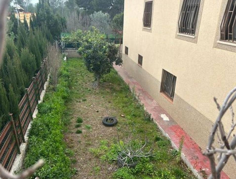 Chalet de 4 habitaciones en Bétera en venta con piscina - 550.000 € (Ref: 10081302)