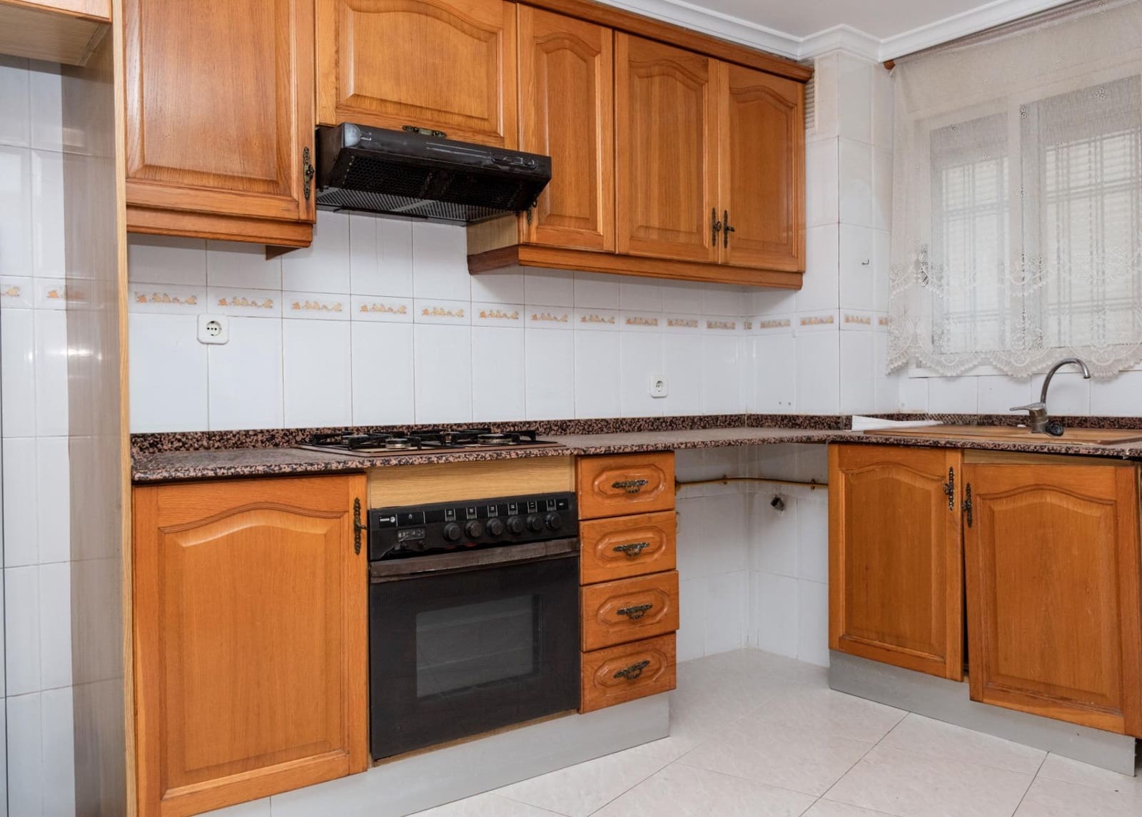 3 sypialnia Apartament na sprzedaż w Xirivella - 230 000 € (Ref: 10081305)