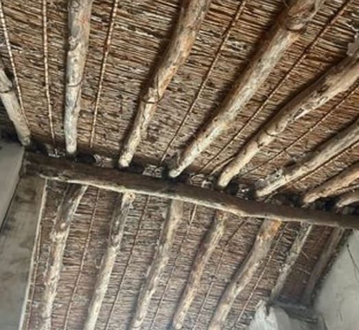 Ruïne te koop in Macastre - € 68.000 (Ref: 9583445)