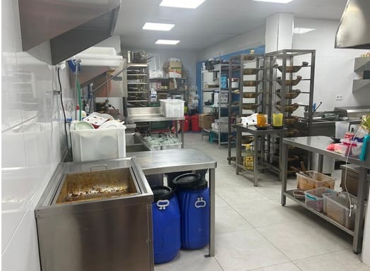 Firma/Unternehmen zu verkaufen in Valencia Stadt - 260.000 € (Ref: 9584971)