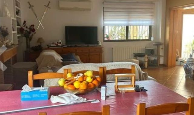 4 makuuhuone Huvila myytävänä paikassa Bétera - 550 000 € (Ref: 9585012)