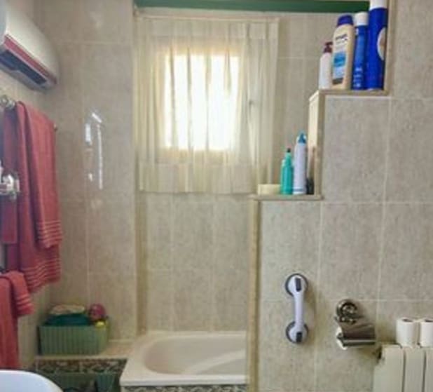 4 makuuhuone Huvila myytävänä paikassa Betera - 550 000 € (Ref: 9585012)