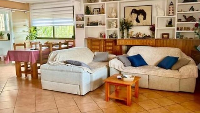 4 makuuhuone Huvila myytävänä paikassa Bétera - 550 000 € (Ref: 9585012)