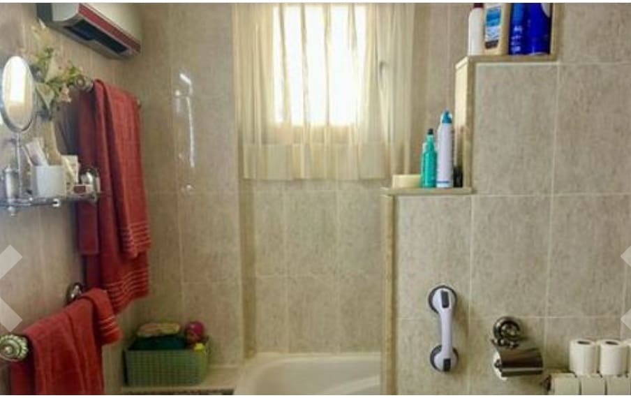 4 makuuhuone Huvila myytävänä paikassa Betera - 550 000 € (Ref: 9585012)