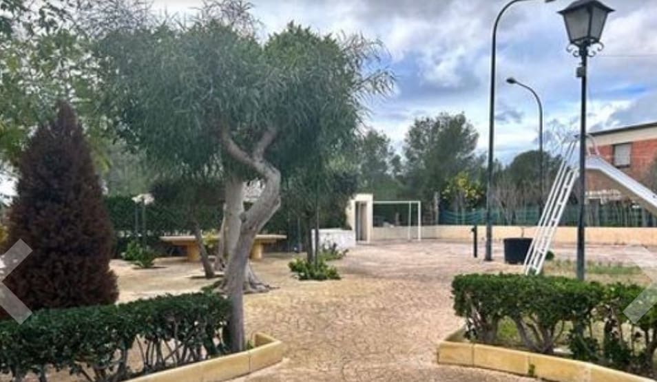 4 makuuhuone Huvila myytävänä paikassa Betera - 550 000 € (Ref: 9585012)