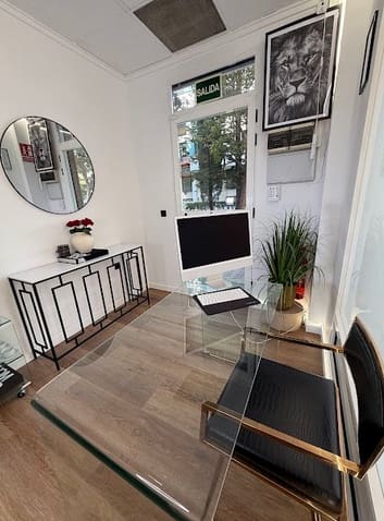 6 sovrum Företag till salu i Valencia stad - 200 000 € (Ref: 9585024)