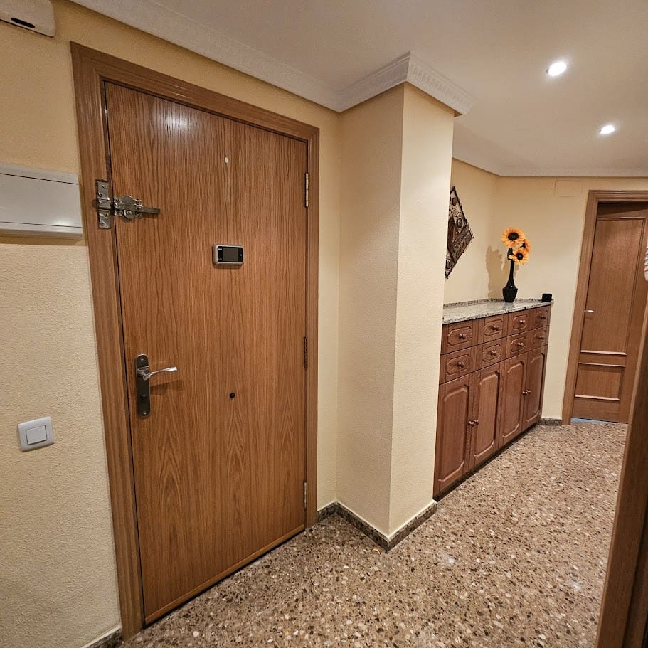 3 Zimmer Wohnung zu verkaufen in Valencia Stadt mit Garage - 290.000 € (Ref: 9590332)