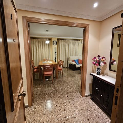 3 Zimmer Wohnung zu verkaufen in València Stadt mit Garage - 290.000 € (Ref: 9590332)