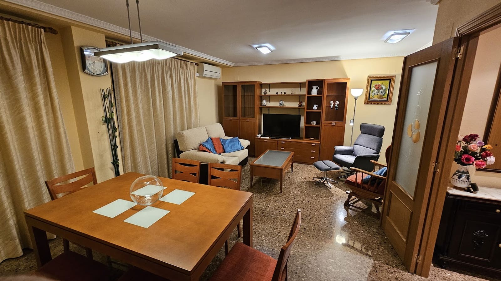 3 Zimmer Wohnung zu verkaufen in Valencia Stadt mit Garage - 290.000 € (Ref: 9590332)