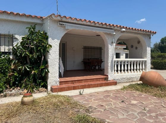 3 makuuhuone Huvila myytävänä paikassa Betera mukana uima-altaan 
autotalli - 380 000 € (Ref: 9590334)