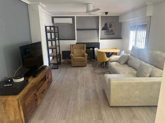 3 makuuhuone Huvila myytävänä paikassa Betera mukana uima-altaan 
autotalli - 380 000 € (Ref: 9590334)