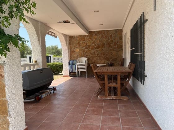 3 makuuhuone Huvila myytävänä paikassa Betera mukana uima-altaan 
autotalli - 380 000 € (Ref: 9590334)