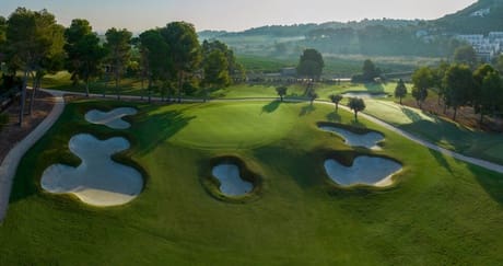 4 chambre Villa/Maison Mitoyenne à vendre à Chiva avec garage - 450 000 € (Ref: 9612039)