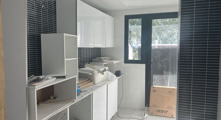 4 chambre Villa/Maison Mitoyenne à vendre à Chiva avec garage - 450 000 € (Ref: 9612039)