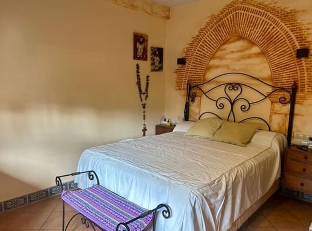4 sypialnia Willa na sprzedaż w Bétera z basenem - 550 000 € (Ref: 9801406)
