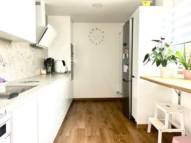 4 sypialnia Willa na sprzedaż w Bétera z basenem - 550 000 € (Ref: 9801406)