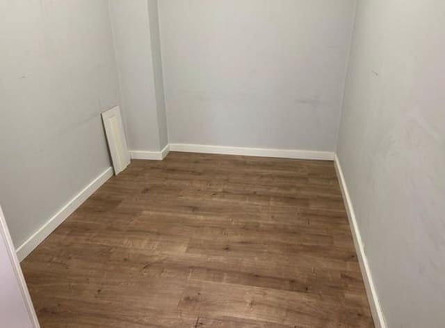 Commerciale in vendita in Benicalap, Valencia città - 150.000 € (Rif: 9801407)