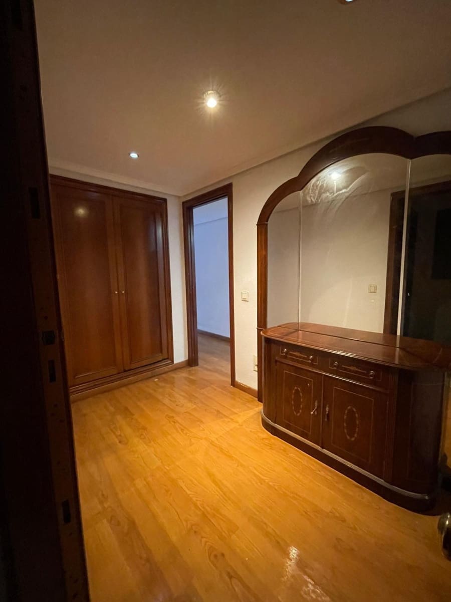 4 chambre Appartement à vendre à Valence ville - 375 000 € (Ref: 9801408)