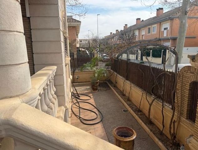 5 soveværelse Villa til salg i Picanya med swimmingpool - € 975.000 (Ref: 9801411)