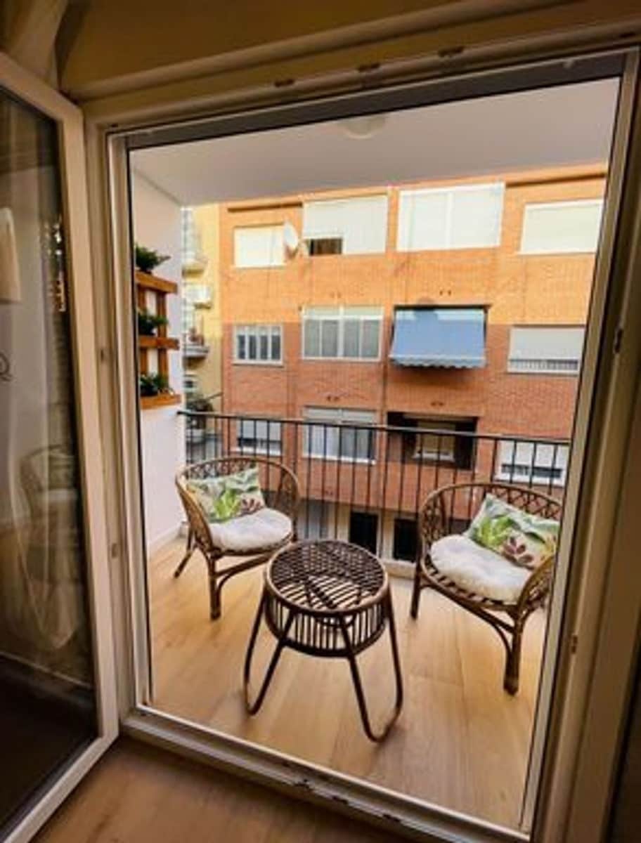 Piso de 3 habitaciones en Silla en venta - 135.000 € (Ref: 9801415)