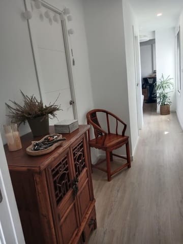 3 bedroom Flat for sale in Pedralba - € 110,000 (Ref: 9804323)