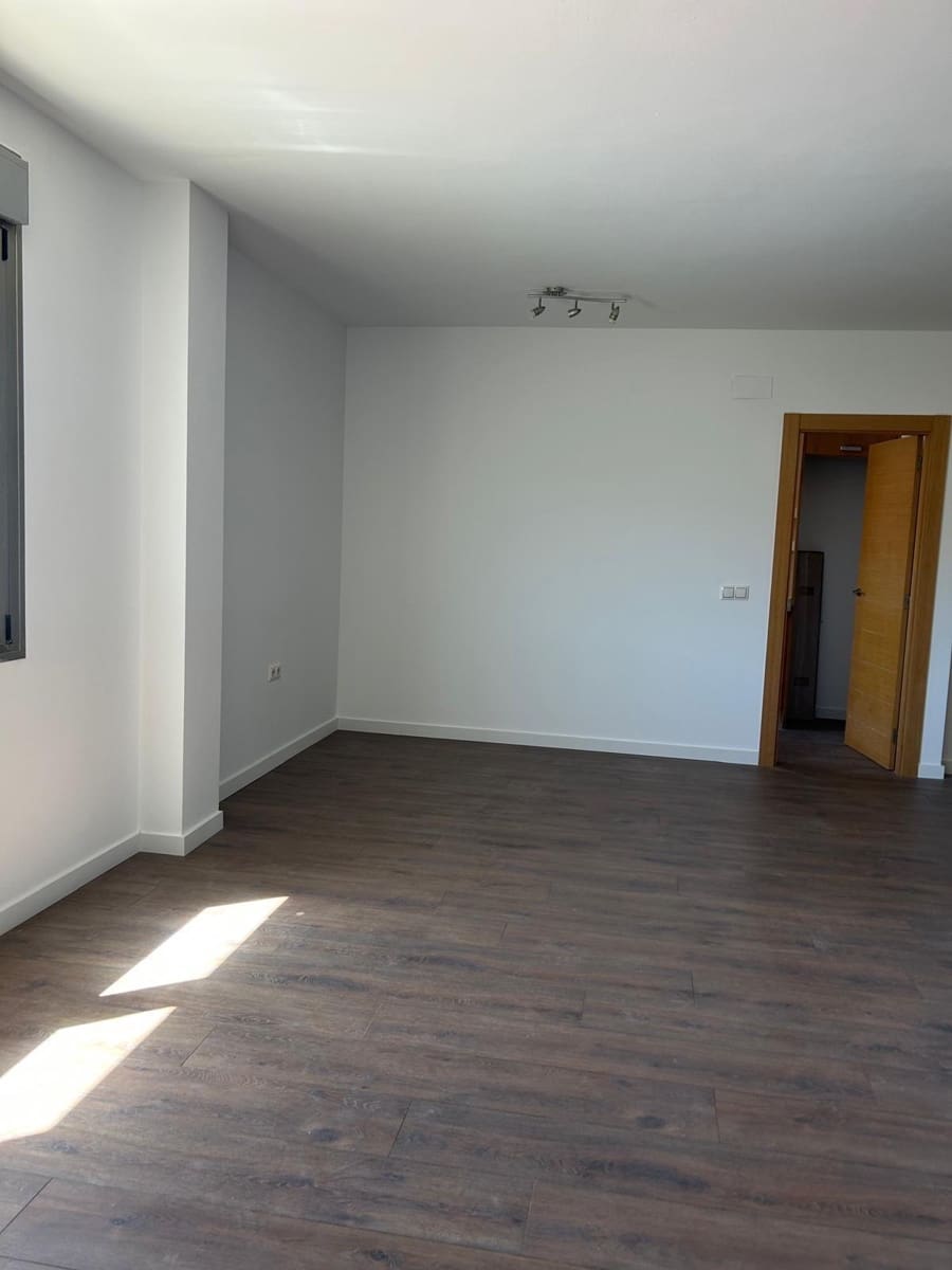 2 bedroom Flat for sale in Pedreguer with garage - € 164,900 (Ref: 9820546)