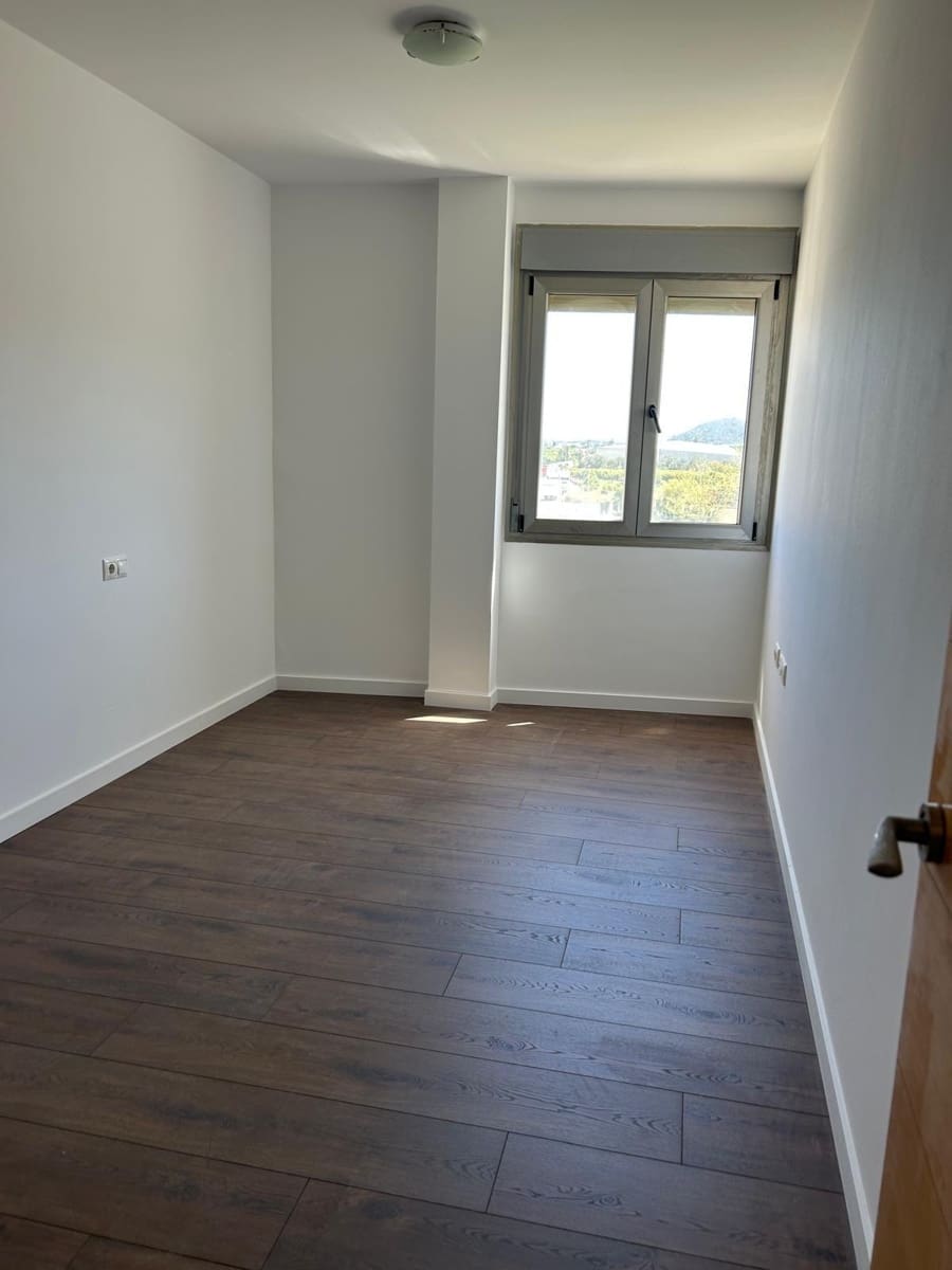 2 bedroom Flat for sale in Pedreguer with garage - € 164,900 (Ref: 9820546)