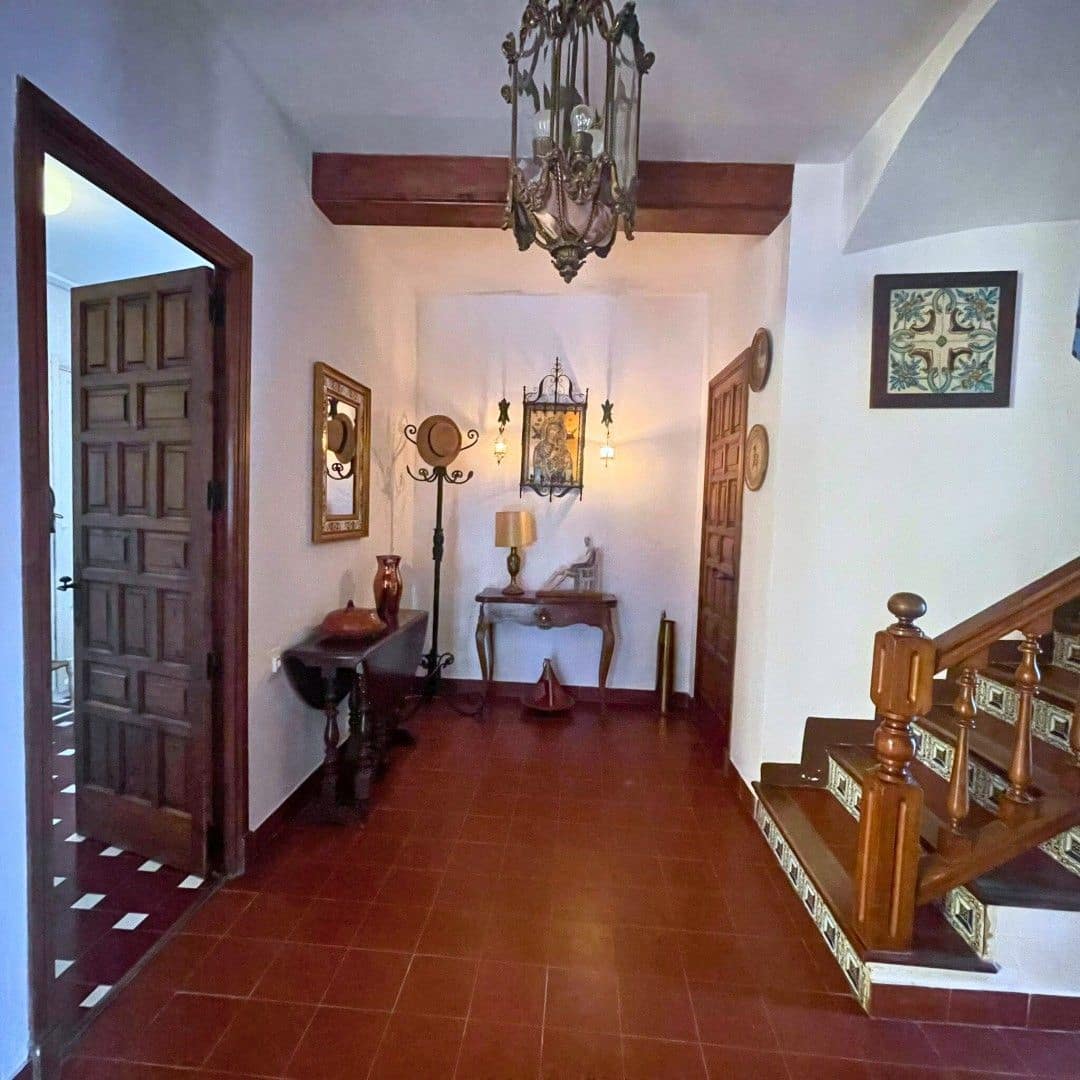 7 chambre Villa/Maison à vendre à Ontinyent avec piscine garage - 650 000 € (Ref: 9486907)