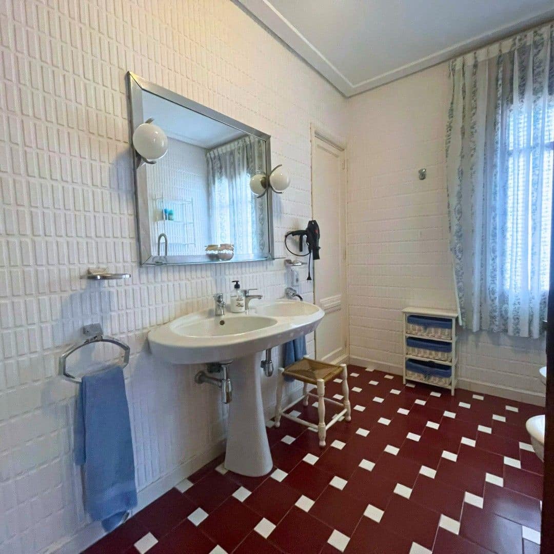 7 chambre Villa/Maison à vendre à Ontinyent avec piscine garage - 650 000 € (Ref: 9486907)