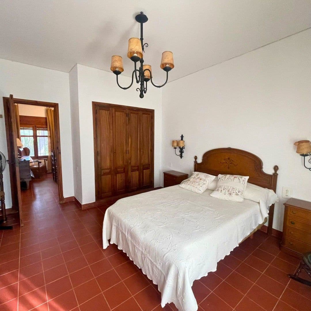 7 chambre Villa/Maison à vendre à Ontinyent avec piscine garage - 650 000 € (Ref: 9486907)