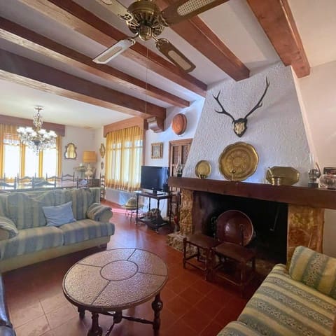 7 chambre Villa/Maison à vendre à Ontinyent avec piscine garage - 650 000 € (Ref: 9486907)