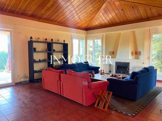 Chalet de 3 habitaciones en Ontinyent en venta con garaje - 415.000 € (Ref: 9486908)