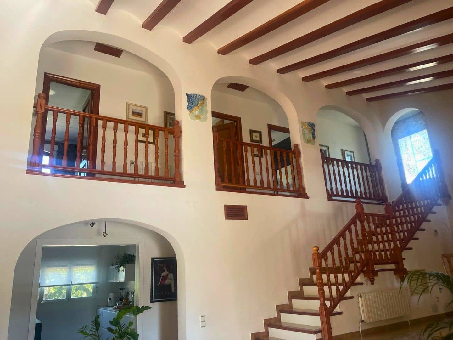 4 bedroom Villa for sale in Ontinyent with pool garage - € 849,000 (Ref: 9486910)