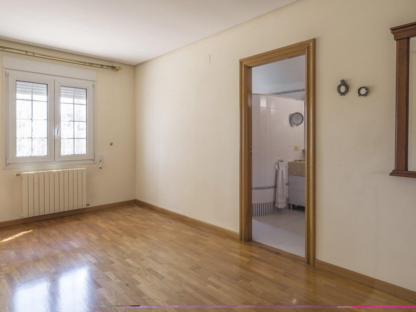 5 bedroom Villa for sale in Ontinyent with pool garage - € 620,000 (Ref: 9486912)