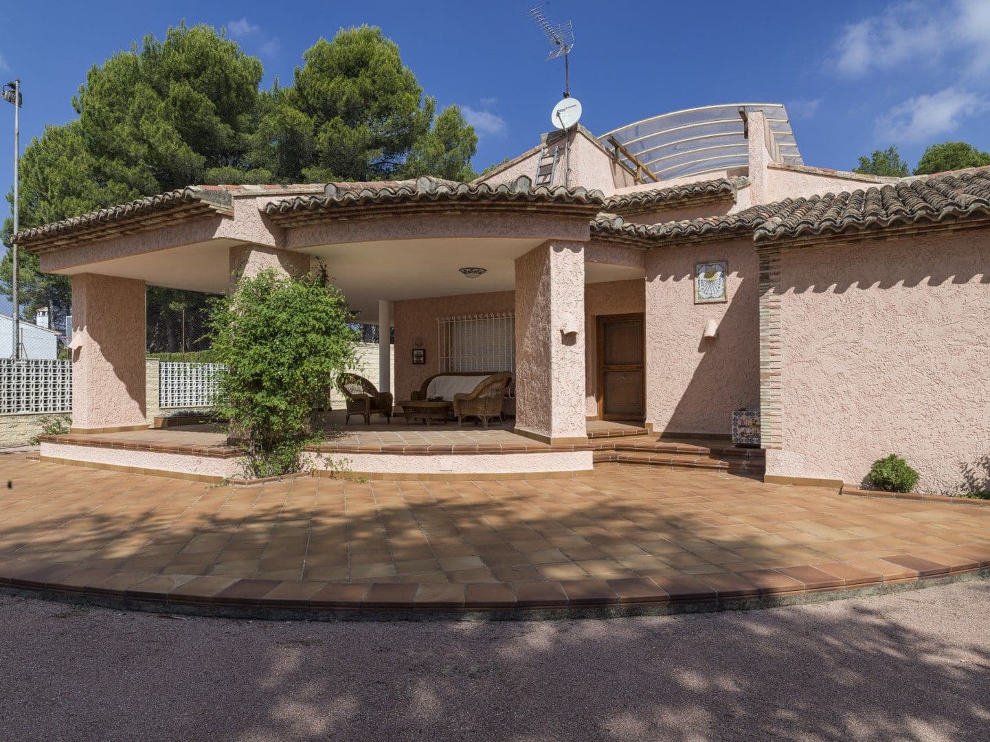 5 bedroom Villa for sale in Ontinyent with pool garage - € 620,000 (Ref: 9486912)