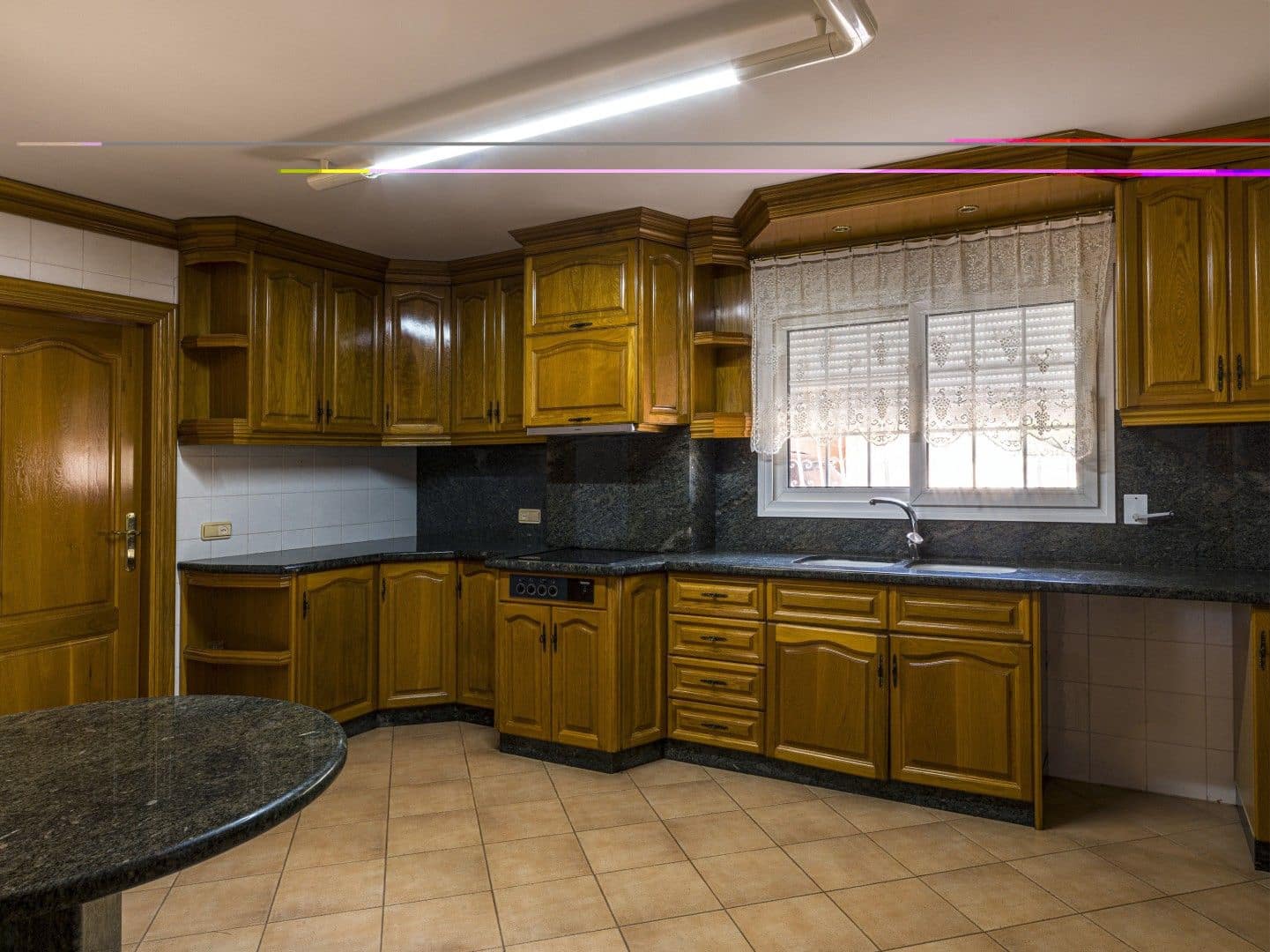 5 bedroom Villa for sale in Ontinyent with pool garage - € 620,000 (Ref: 9486912)