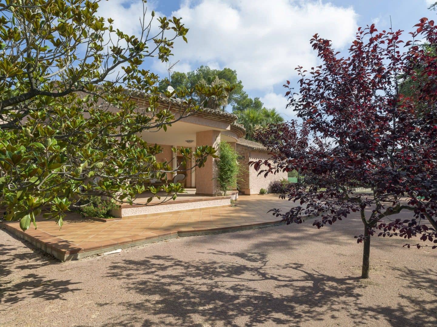 5 bedroom Villa for sale in Ontinyent with pool garage - € 620,000 (Ref: 9486912)