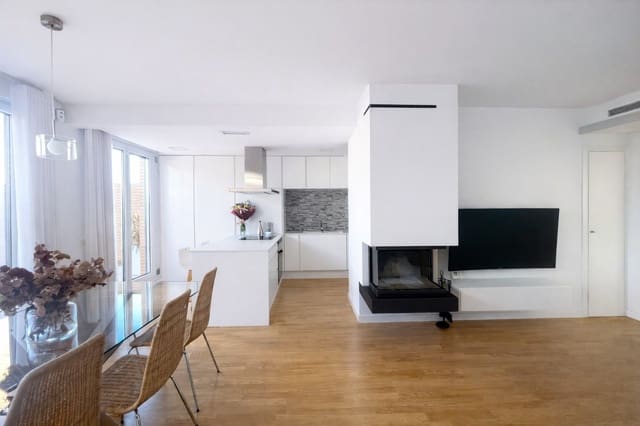 3 chambre Penthouse à vendre à Ontinyent avec garage - 330 000 € (Ref: 9523800)