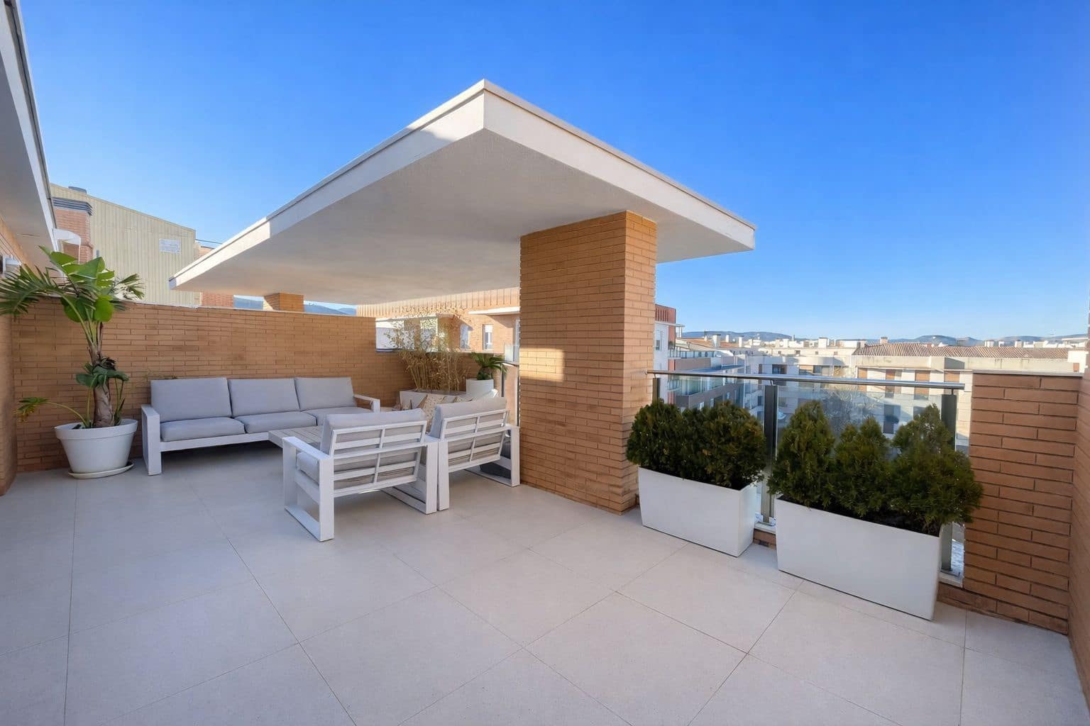 3 chambre Penthouse à vendre à Ontinyent avec garage - 330 000 € (Ref: 9523800)