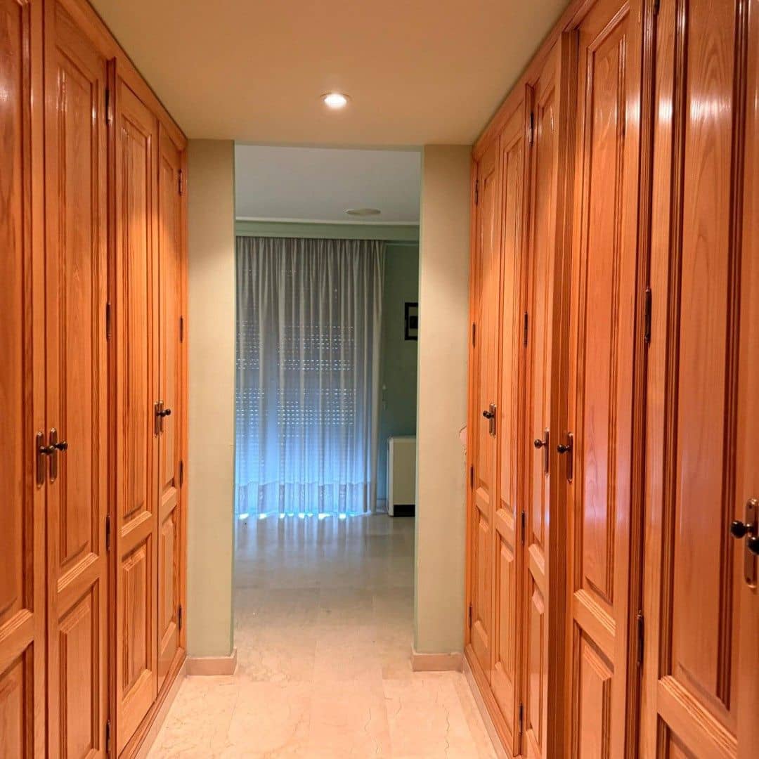 4 bedroom Flat for sale in Albaida with garage - € 245,000 (Ref: 9590616)