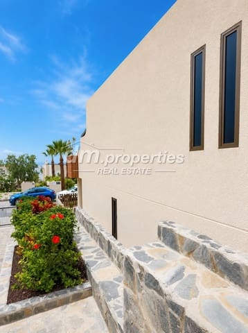 2 soveværelse Lejlighed til salg i Los Gigantes, Santiago del Teide - € 350.000 (Ref: 10005253)