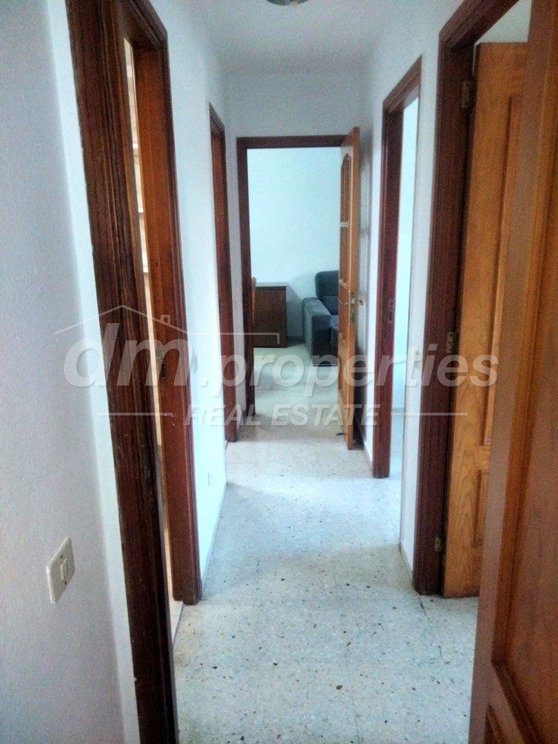 3 bedroom Apartment for sale in Los Cristianos with garage - € 380,000 (Ref: 10008771)