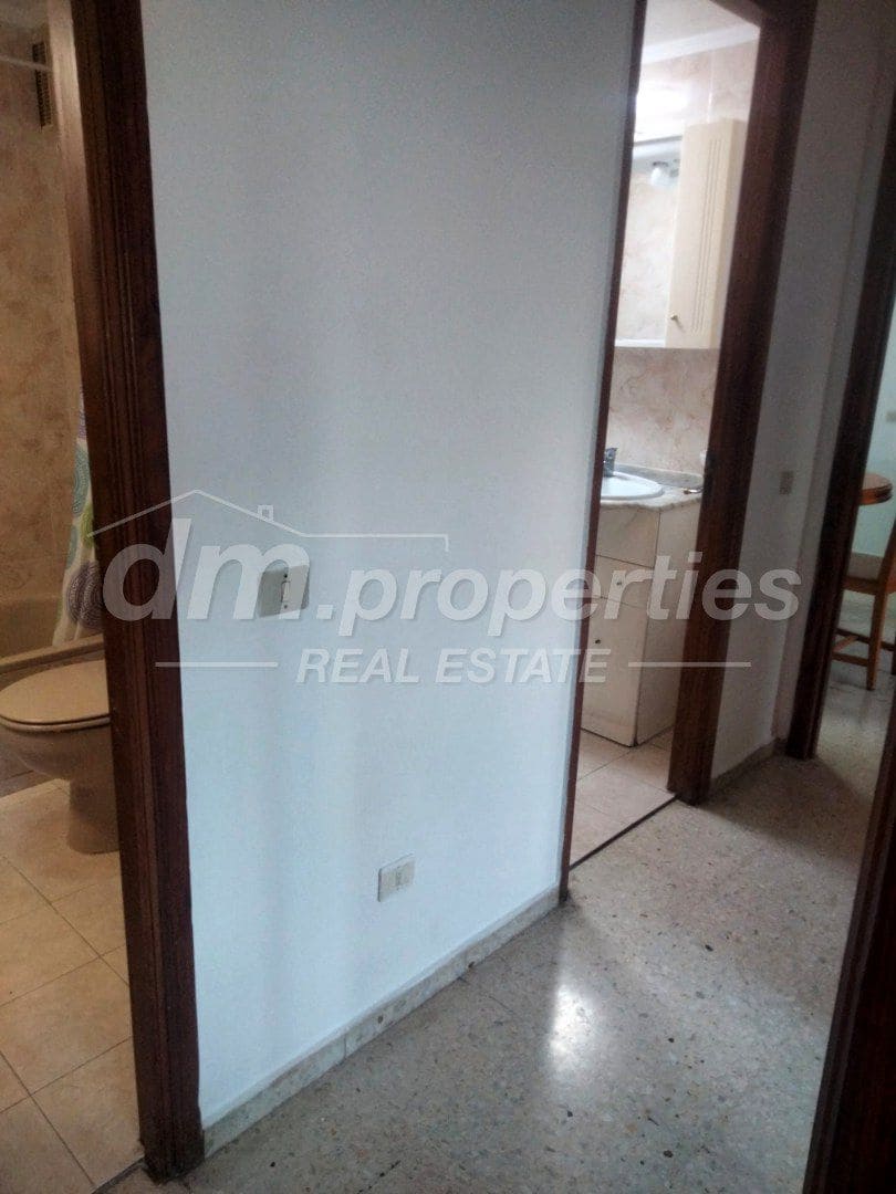 3 bedroom Apartment for sale in Los Cristianos with garage - € 380,000 (Ref: 10008771)